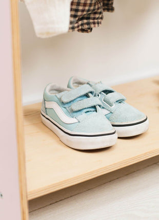 Kids Clothing Rack