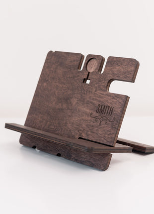Wooden Docking Station – Personalized Gift for Him