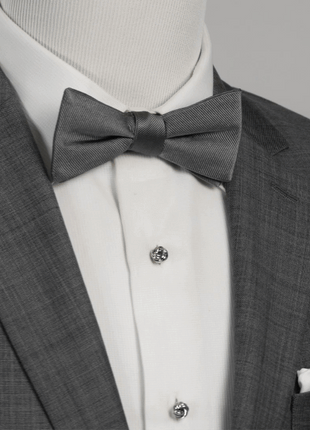 Gray Silk Bow Pre-Tie