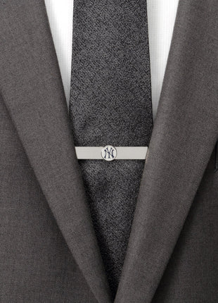 MLB New York Yankees Pinstripe Tie Bar
