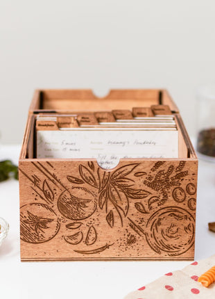 Wooden Recipe Box – Tomatoes Design