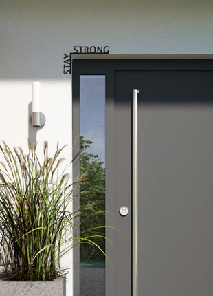 Wooden Corner Quote – Stay Strong